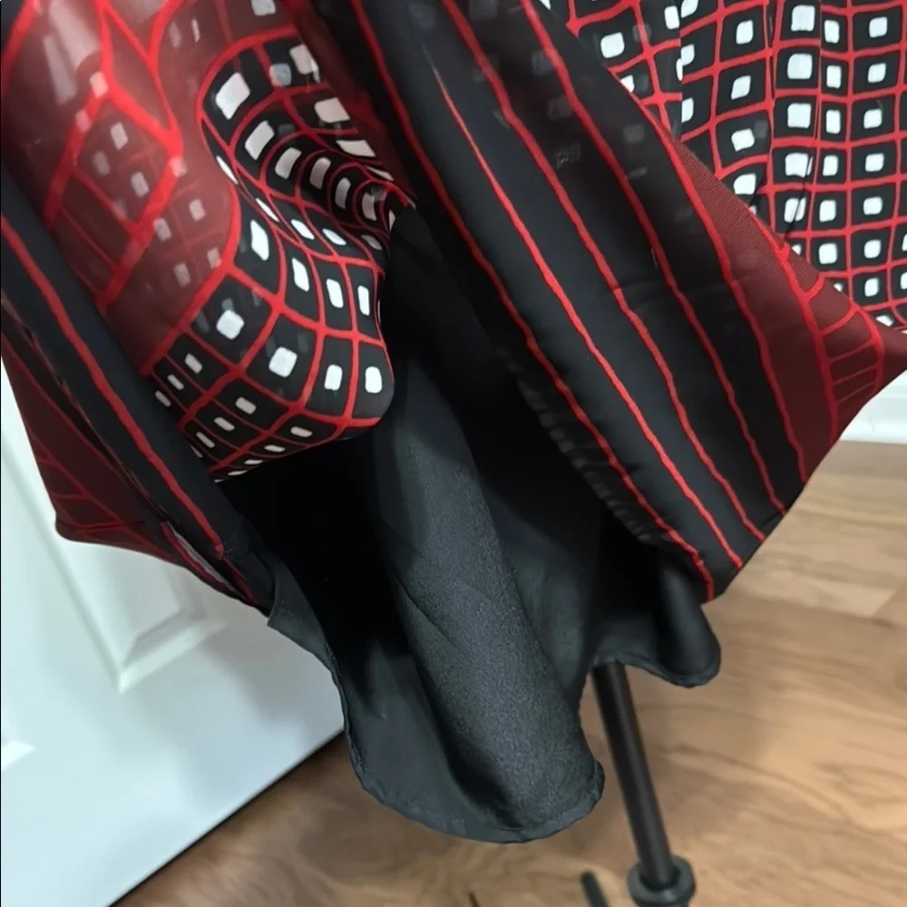 Chic Red and Black Geometric Dress - Picture 6 of 9